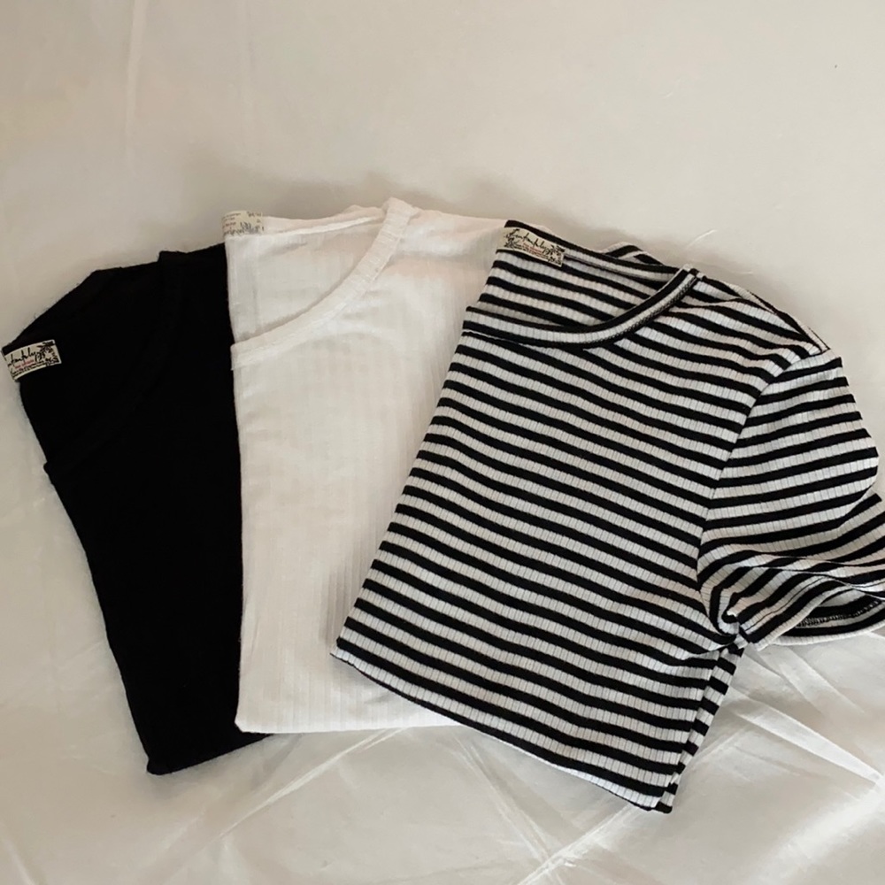3 short sleeve Free People t-shirts